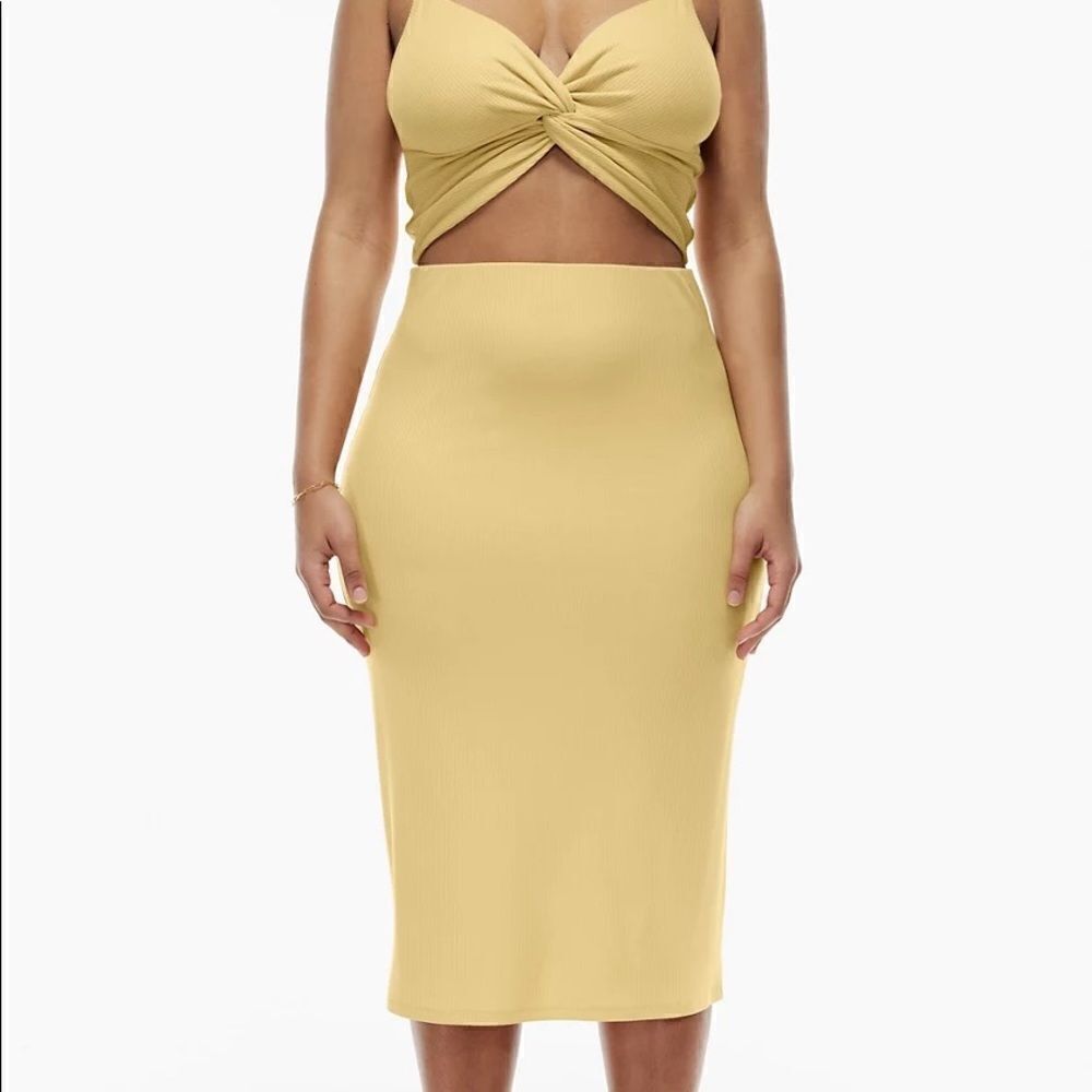 Aritzia Janine Wheat Midi Skirt - Picture 2 of 3